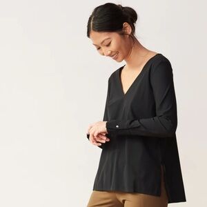 Aday black Something Tailored v neck shirt blouse for work and travel, S, EUC